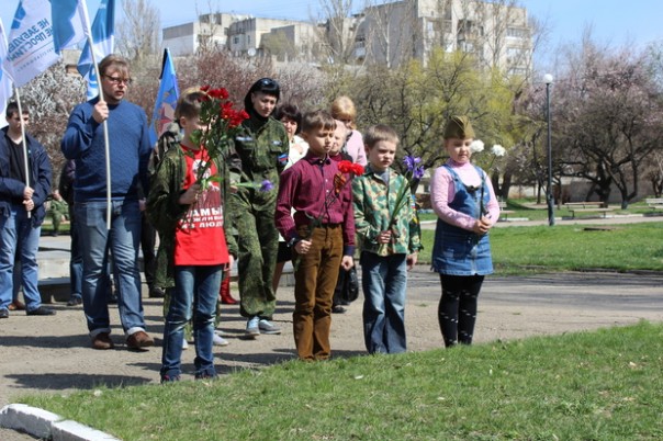 Сводка от НМ ЛНР 14 апреля 2017. Укрофашисты за неделю выпустили по территории Республики 464 боеприпаса Сводка от НМ ЛНР 14 апреля 2017. Укрофашисты за неделю выпустили по территории Республики 464 боеприпаса