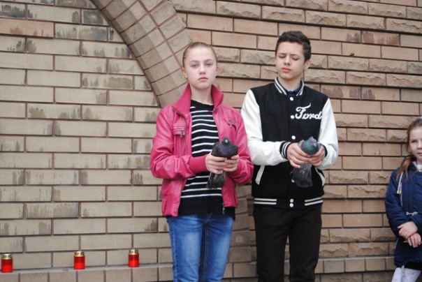 Сводка от НМ ЛНР 14 апреля 2017. Укрофашисты за неделю выпустили по территории Республики 464 боеприпаса Сводка от НМ ЛНР 14 апреля 2017. Укрофашисты за неделю выпустили по территории Республики 464 боеприпаса