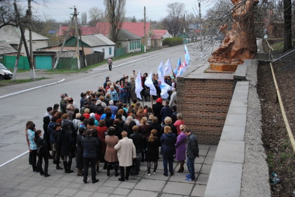Сводка от НМ ЛНР 14 апреля 2017. Укрофашисты за неделю выпустили по территории Республики 464 боеприпаса Сводка от НМ ЛНР 14 апреля 2017. Укрофашисты за неделю выпустили по территории Республики 464 боеприпаса