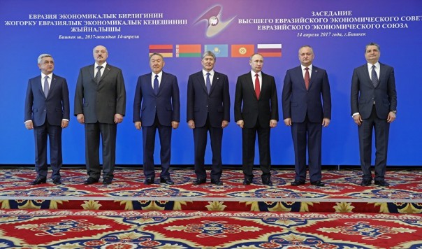 Саммит ЕАЭС в Бишкеке: о чем говорили семь президентов. Ростислав Ищенко Саммит ЕАЭС в Бишкеке: о чем говорили семь президентов. Ростислав Ищенко