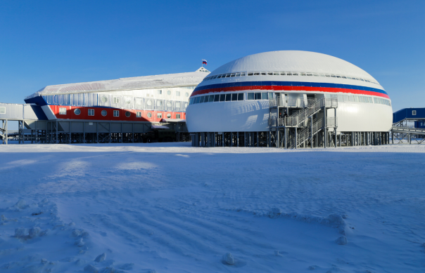 Минобороны показало уникальную военную базу "Арктический трилистник"