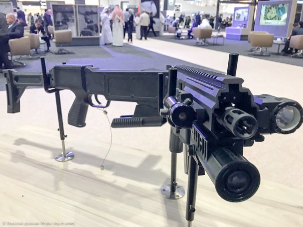 Экспозиция Украины на IDEX-2017. Не стреляйте в пианиста, он играет как умеет! Экспозиция Украины на IDEX-2017. Не стреляйте в пианиста, он играет как умеет!