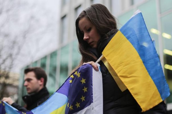 Франция передаёт привет: ЕС разочарован в Украине