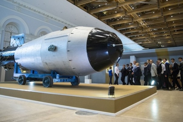 Британские СМИ напомнили миру о ядерной "Царь-бомбе" Британские СМИ напомнили миру о ядерной "Царь-бомбе"