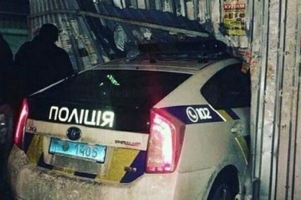 Украина деградирует: преступность нищеты или нищета преступности? Владимир Скачко Украина деградирует: преступность нищеты или нищета преступности? Владимир Скачко