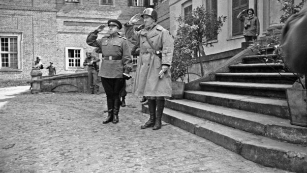 Братья по оружию: 72 года назад состоялась встреча на Эльбе Братья по оружию: 72 года назад состоялась встреча на Эльбе