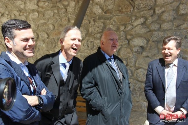 Немецкая делегация в восторге от посещения Артека: мы как будто попали в парадиз! Немецкая делегация в восторге от посещения Артека: мы как будто попали в парадиз!