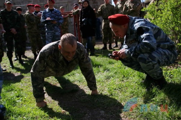 Сводка от НМ ЛНР 27 апреля 2017. Бригада ВСУ потеряла две БМП из-за халатности командиров Сводка от НМ ЛНР 27 апреля 2017. Бригада ВСУ потеряла две БМП из-за халатности командиров