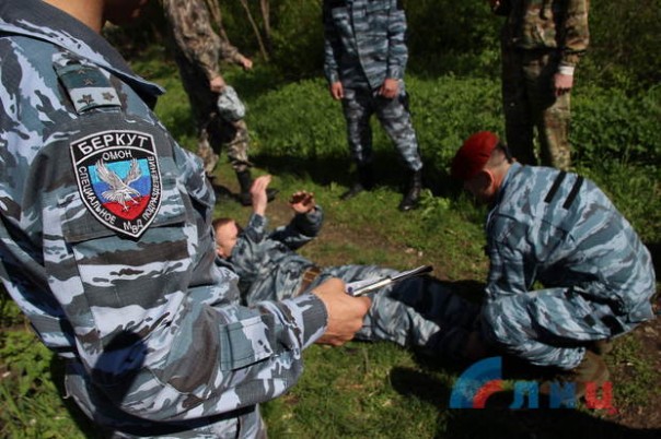 Сводка от НМ ЛНР 27 апреля 2017. Бригада ВСУ потеряла две БМП из-за халатности командиров Сводка от НМ ЛНР 27 апреля 2017. Бригада ВСУ потеряла две БМП из-за халатности командиров