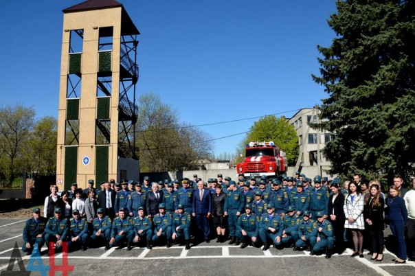 Сводка от МО ДНР 27 апреля 2017. Укрофашисты за сутки 42 нарушили «режим тишины», выпустила по ДНР 876 боеприпасов