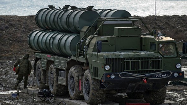 Дивизион С-400 заступил на боевое дежурство в Архангельской области