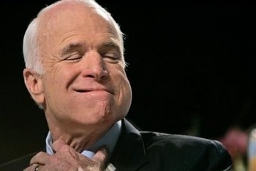 Маккейн заявил, что придумает, как ввести новые санкции против России