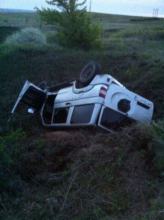 Ростовские пограничники применили оружие против контрабандистов Ростовские пограничники применили оружие против контрабандистов