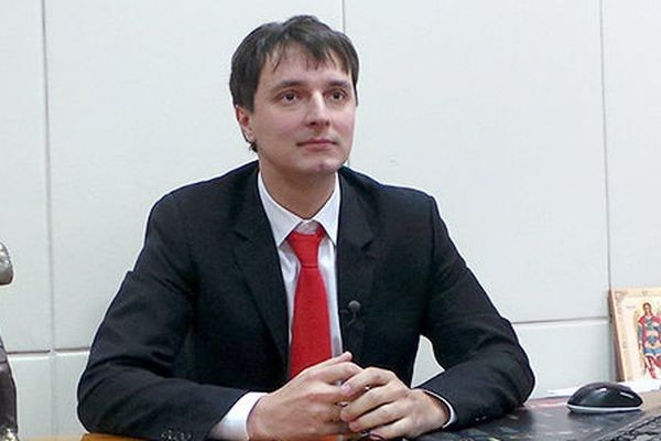 Зачем Путин делает это?