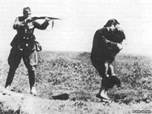 Я-бандеровец! Обозреватель «Эха Москвы» сделал признание 18+ Я-бандеровец! Обозреватель «Эха Москвы» сделал признание 18+