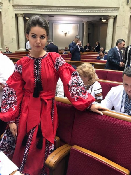 Это не сельсовет, это парламент одной европейской страны Это не сельсовет, это парламент одной европейской страны