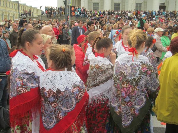 День города здорового человека. "Бал национальностей" Санкт-Петербург. Видео- Фоторепортаж День города здорового человека. "Бал национальностей" Санкт-Петербург. Видео- Фоторепортаж