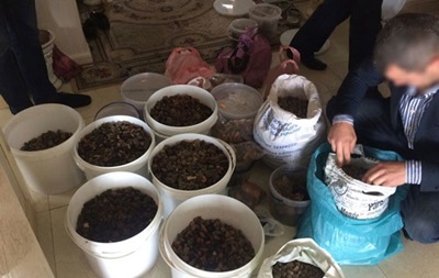 Доколе Киев будет грабить "Янтарную Народную Республику"? На Львовщине задержали контрабанду янтаря в ЕС Доколе Киев будет грабить "Янтарную Народную Республику"? На Львовщине задержали контрабанду янтаря в ЕС