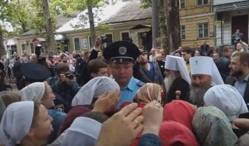 Чего ожидает Николаев? Чего ожидает Николаев?