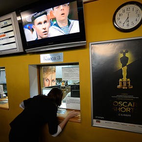 Минкультуры обсуждает введение дополнительных сборов с зарубежных фильмов