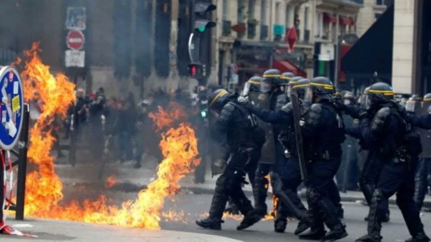 1 мая в Париже 1 мая в Париже