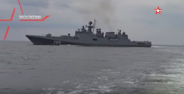 Фрегат «Адмирал Макаров» открыл огонь новейшими ракетами на Балтике