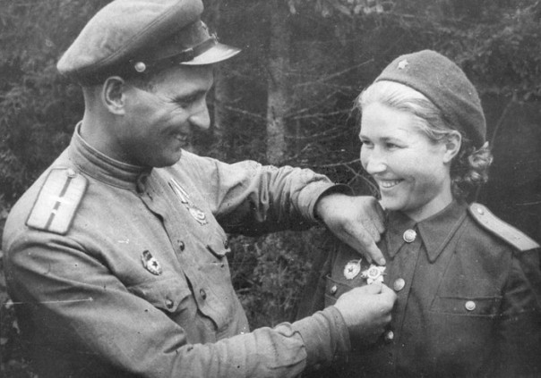Ко дню Великой Победы. Супруги - танкисты.