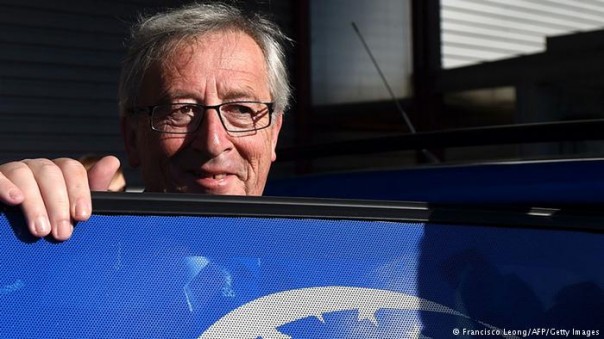 Британский таблоид заметил главу Еврокомиссии Юнкера пьяным на саммите Британский таблоид заметил главу Еврокомиссии Юнкера пьяным на саммите