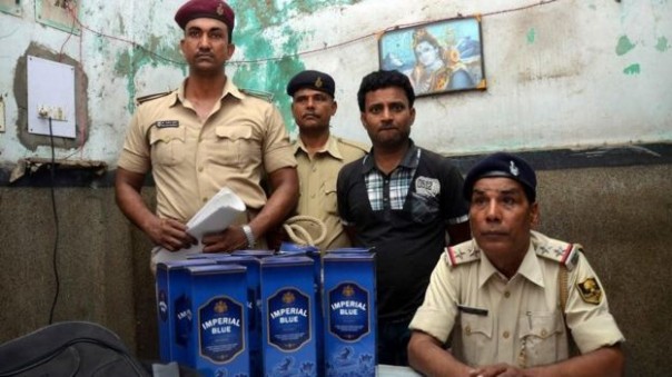 Полиция Индии: тысячи литров изъятого алкоголя выпили крысы Полиция Индии: тысячи литров изъятого алкоголя выпили крысы