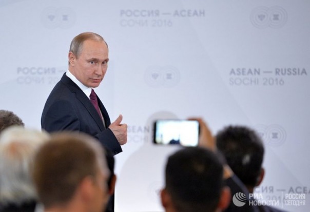 «Читайте по губам»: что говорил Путин за годы президентства