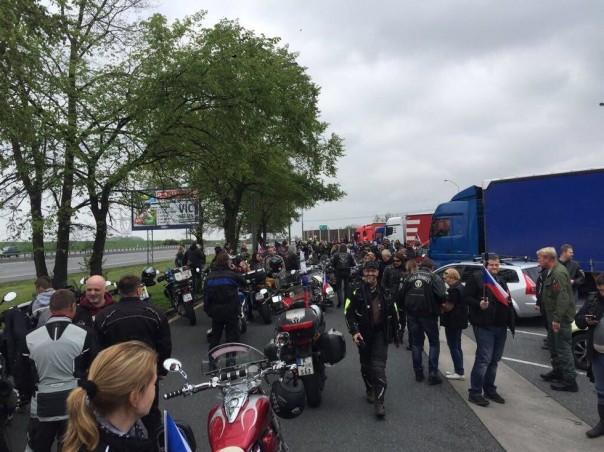 "Ночные волки" прибыли в Прагу