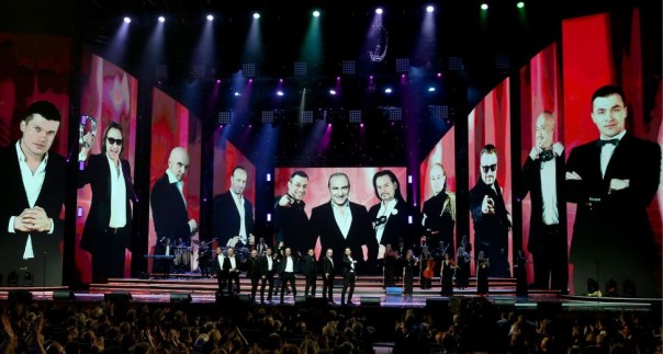 "Песни Победы" в Берлине. «Хор Турецкого» и ансамбль «Сопрано» исполняют песни военных лет