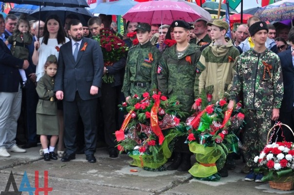 День Победы на Саур-Могиле День Победы на Саур-Могиле