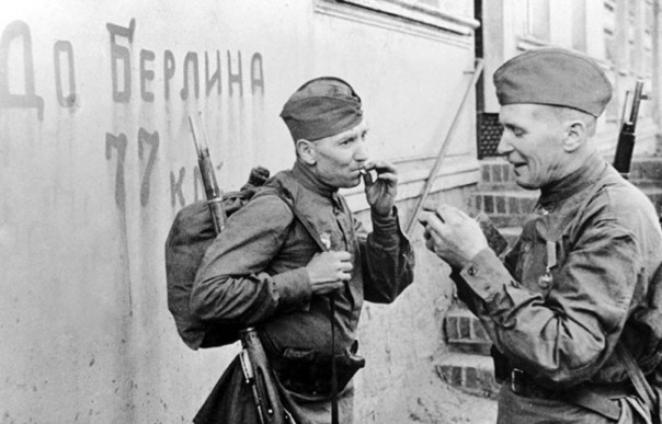 Давай закурим, товарищ, по одной