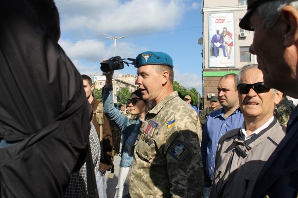 День Победы в Запорожье: Так с кем нам примиряться-то?