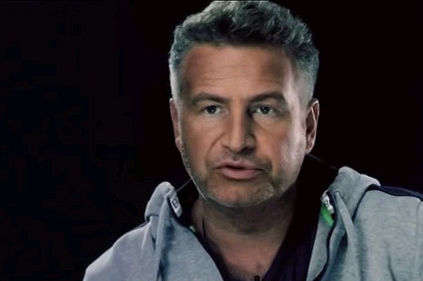 Тысячи людей благодарят Леонида Агутина за стих «Пошли вы на ***, Бога ради»