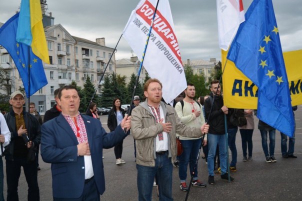 Это не сельсовет, это парламент одной европейской страны Это не сельсовет, это парламент одной европейской страны