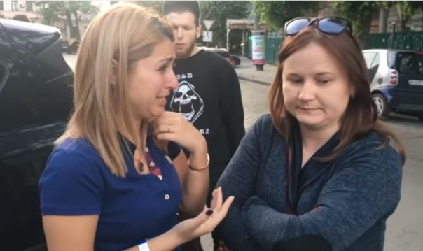 Одесса. Фашисты издеваются над туристами из Молдавии