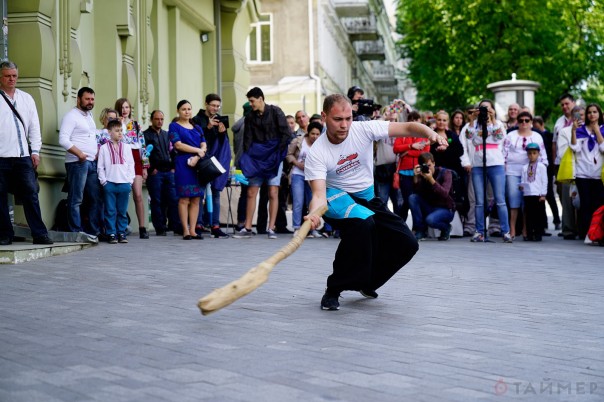 Редеют ряды вывшиванок. И даже Боевой Гопак не помогает Редеют ряды вывшиванок. И даже Боевой Гопак не помогает