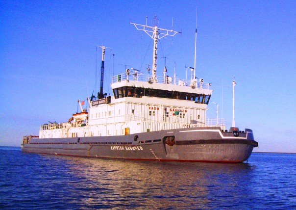 Новый боевой ледокол России "Иван Папанин" Новый боевой ледокол России "Иван Папанин"