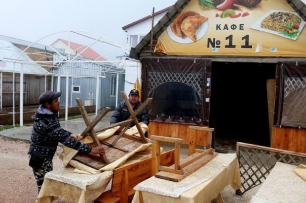 На плато Ай-Петри начался добровольный демонтаж строений