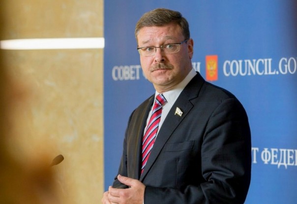 Российский сенатор пророчит Европе позор и напоминает Украине, что единственным хранителем ее территориальной целостности является Россия  