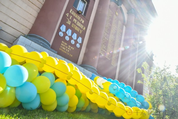 Порошенко за решеткой и прочие «знаки внимания» в Одессе Порошенко за решеткой и прочие «знаки внимания» в Одессе