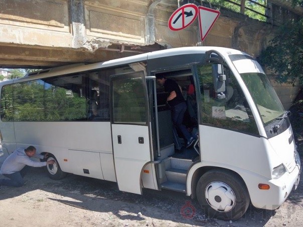 Порошенко за решеткой и прочие «знаки внимания» в Одессе Порошенко за решеткой и прочие «знаки внимания» в Одессе