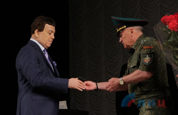Кобзон - укропам: Я к вам на Украину не езжу, я езжу к себе на Родину