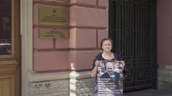 «Десятилетка детства»: могло быть и хуже «Десятилетка детства»: могло быть и хуже