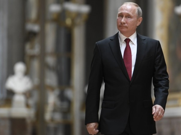 Путин снова показал себя «самым вежливым человеком»
