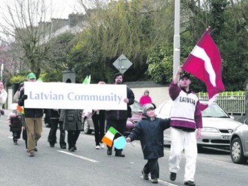 Латвия теряет рассудок: стало известно, почему люди массово покидают страну