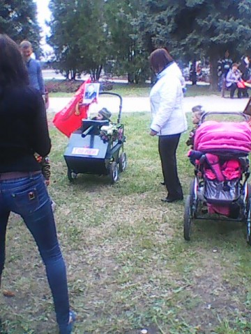 Луганск, живое фото 9 МАЯ