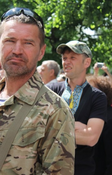 День Победы в Запорожье: Так с кем нам примиряться-то?